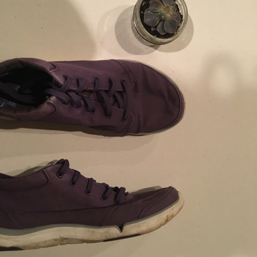 DISCONTINUED TEVA SNEAKERS